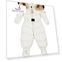 Белый комбинезон с меховой отделкой Moncler
