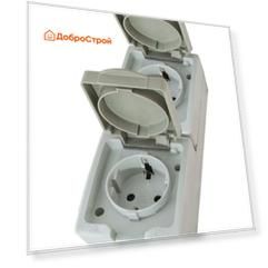 Розетка двойная TDM Вуокса 2П+З вертикальная открытой установки с крышкой IP54 16А