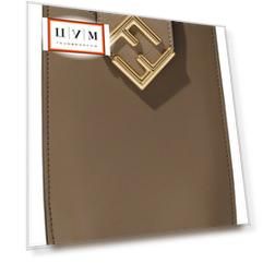 Кожаный чехол для телефона Fendi