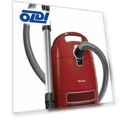 Пылесос Miele Complete C3 Cat & Dog Flex PowerLine SGDA3 890Вт красный/черный