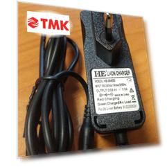 Зарядное устройство HB-084050 для тележек CW 8,4V/0,5A (Charger) горизонтальное