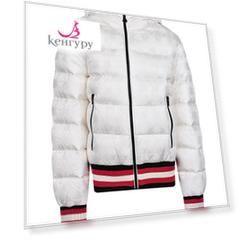 Кремовый пуховик-бомбер Moncler