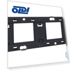 Суппорт Legrand Batibox 4 поста 80254