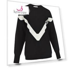 Черный джемпер с белым шевроном Red Valentino