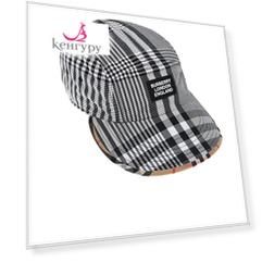 Бейсболка в черно-белую клетку Burberry