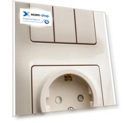 Блок Schneider Electric GSL000278 розетка с/з со шторками и 3-кл. выключатель бежевый