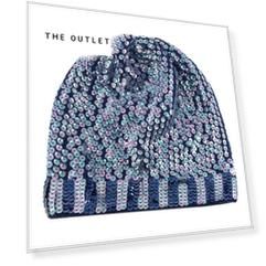 Синяя шапка с пайетками Синяя шапка с пайетками