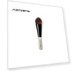 BOBBI BROWN Кисть косметическая Precise Buffing Brush