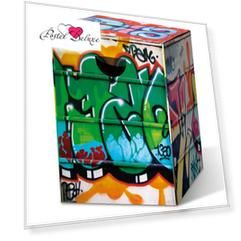 Табурет картонный сборный Graffiti (33х44х33 см)
