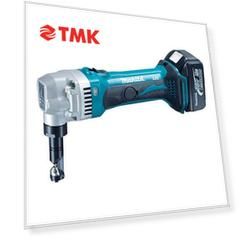 Аккумуляторные ножницы по металлу Makita DJN161RFE