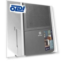 Осушитель воздуха Electrolux EDH-15L белый