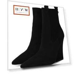 Замшевые ботильоны  VLogo Lockette Valentino
