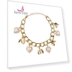 Браслет-цепочка с белыми сердечками David Charles детский