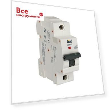 Автоматический выключатель IEK ARMAT M10H 1P C 100A AR-M10H-1-C100